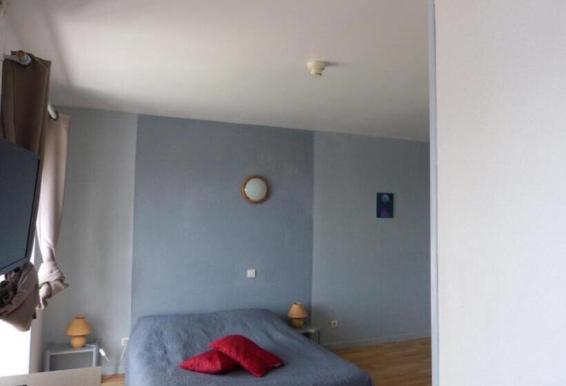 חדר סטנדרט עם מרפסת, Le Chalet