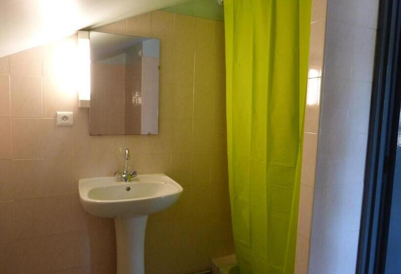 סוויטה, Le Chalet