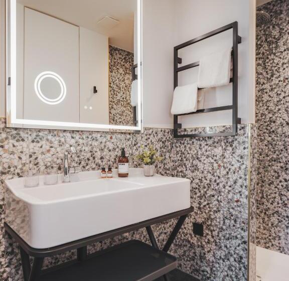 شقة غرفة واحدة, Maisons Du Monde Hôtel & Suites   Marseille Vieux Port