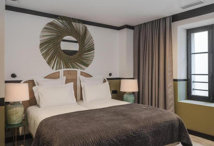 Апартаменты 2 Спальни, Maisons Du Monde Hôtel & Suites   Marseille Vieux Port