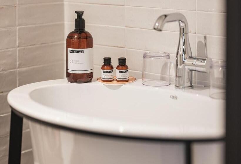 شقة غرفتين, Maisons Du Monde Hôtel & Suites   Marseille Vieux Port