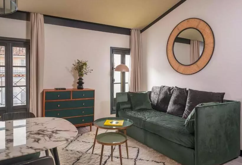 آپارتمان 1 خوابه با تراس, Maisons Du Monde Hôtel & Suites   Marseille Vieux Port