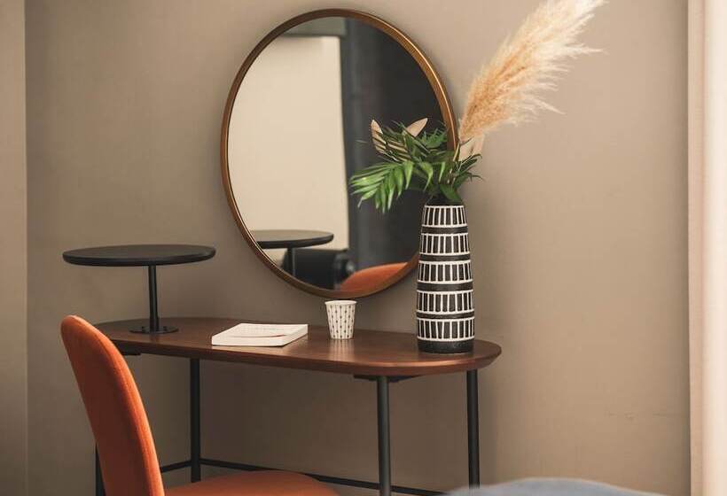 Номер Комфорт, Maisons Du Monde Hôtel & Suites   Marseille Vieux Port