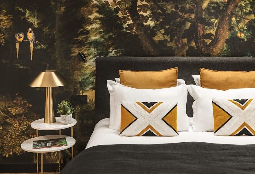 Полулюкс, Maisons Du Monde Hôtel & Suites   Marseille Vieux Port