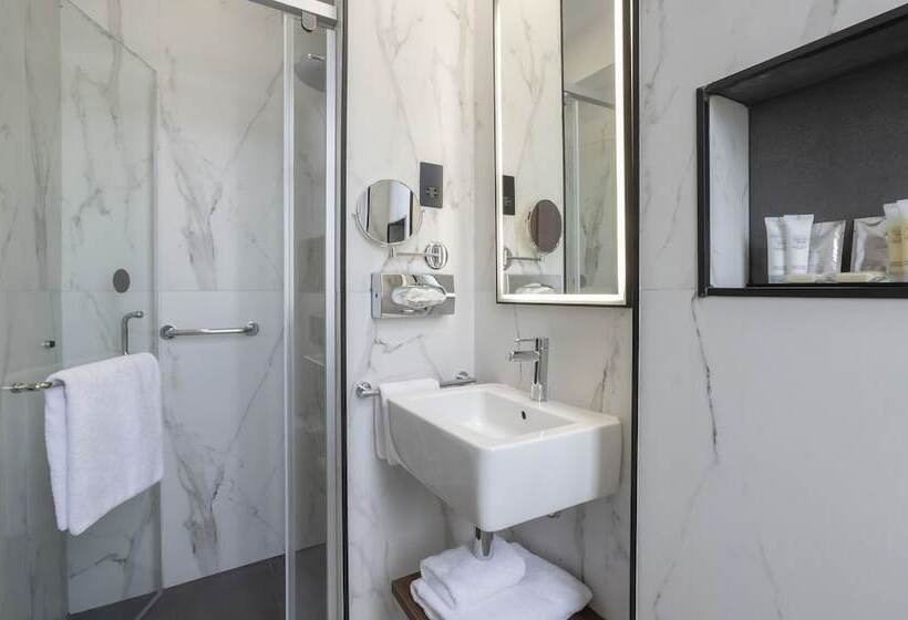 キングサイズベッドのデラックスルーム, Hotel Riu Plaza The Gresham Dublin
