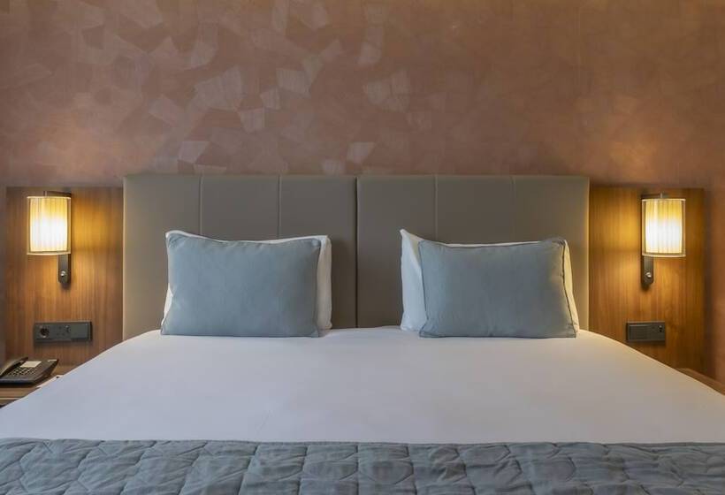 キングサイズベッドのデラックスルーム, Hotel Riu Plaza The Gresham Dublin