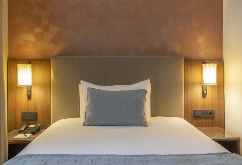 디럭스 룸, Riu Plaza The Gresham Dublin