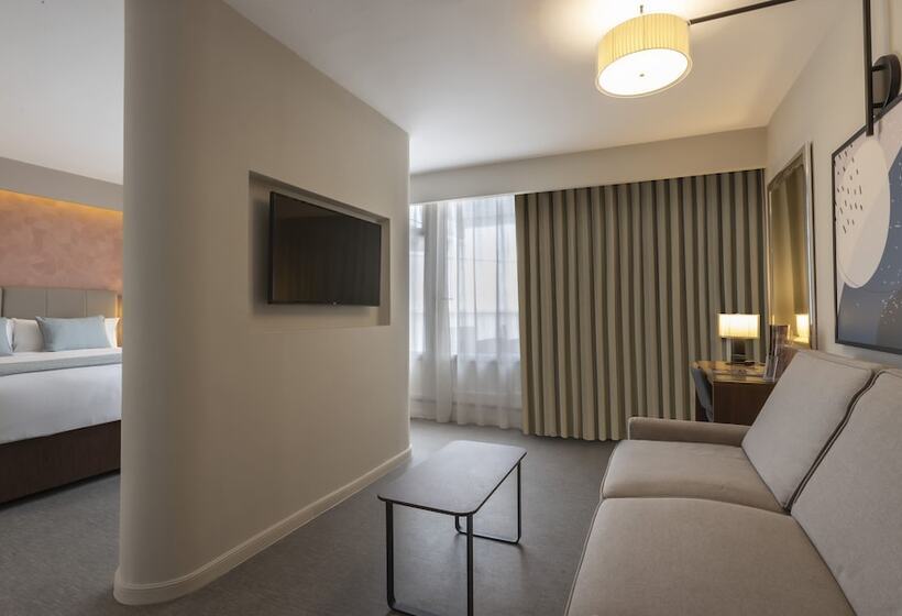 ジュニアスイート, Hotel Riu Plaza The Gresham Dublin