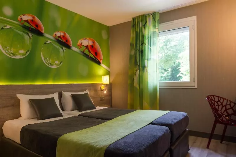 اتاق خانوادگی, The Originals City, Hôtel Le Garden, Tours Sud
