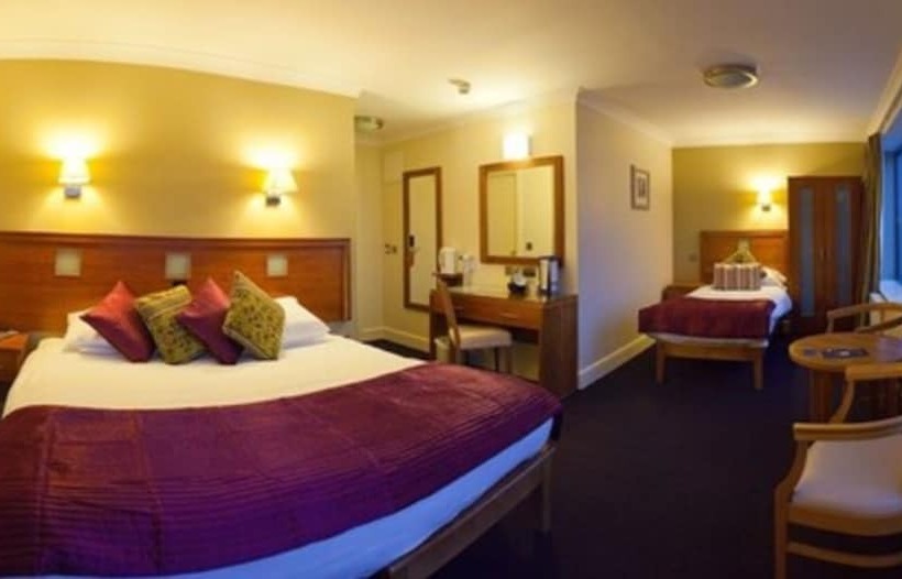 标准三人间, Imperial Hotel Galway