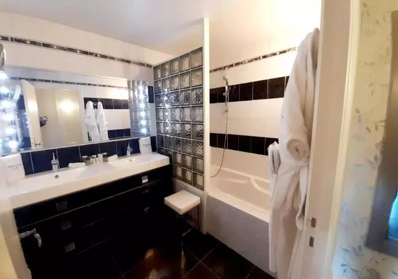 デラックスルーム, Auberge De Cassagne & Spa