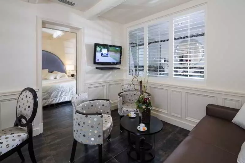プールビュースイート, Auberge De Cassagne & Spa