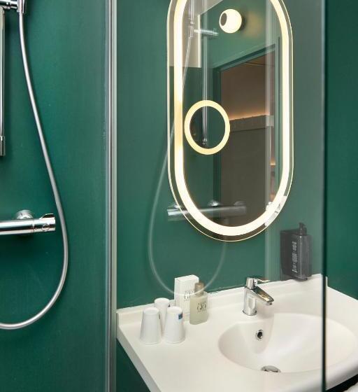 家庭间, Ibis Annecy   Cran Gevrier