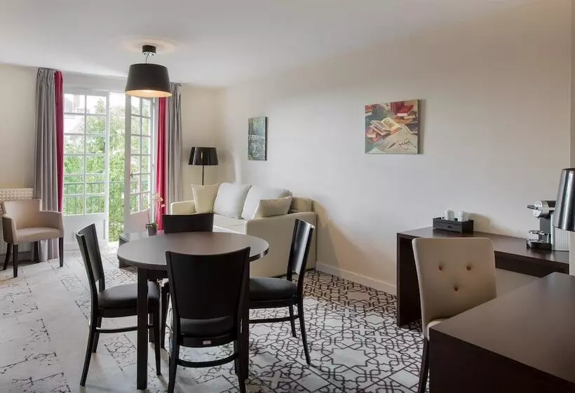 Sviitti, Best Western Blanche De Castille Dourdan