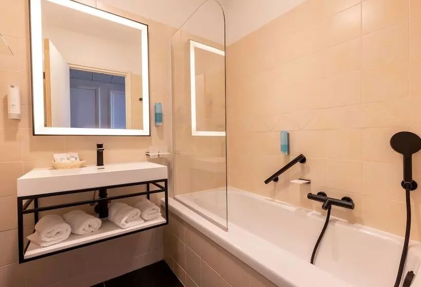 اتاق خانوادگی, Best Western Hotel Matisse