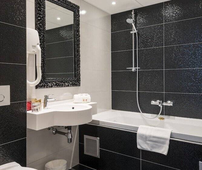 غرفة ديلوكس, Bristol