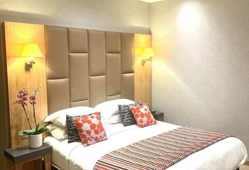 غرفة كومفورت, Bristol