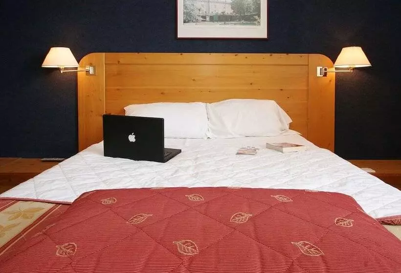 ファミリールーム, Brit Hotel Vallee Du Lot