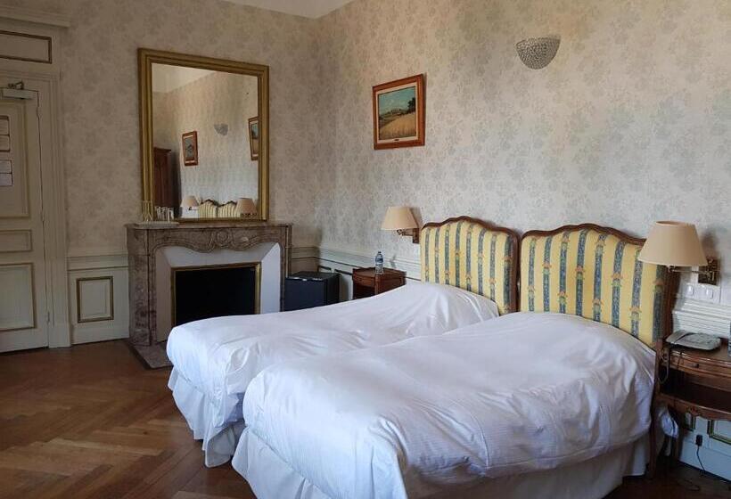 Номер Basic, Château Des Monthairons Hôtel Restaurant Gastromaison Spa Privatif