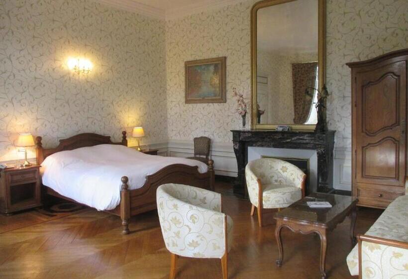 디럭스 룸, Château Des Monthairons Hôtel Restaurant Gastromaison Spa Privatif