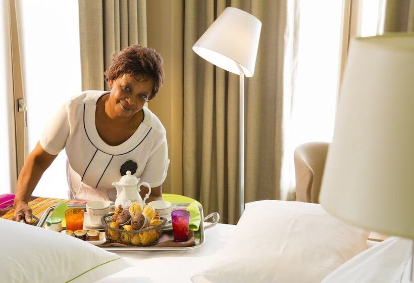 Prestige Kamer, Hôtel Cordelia Opéra Madeleine