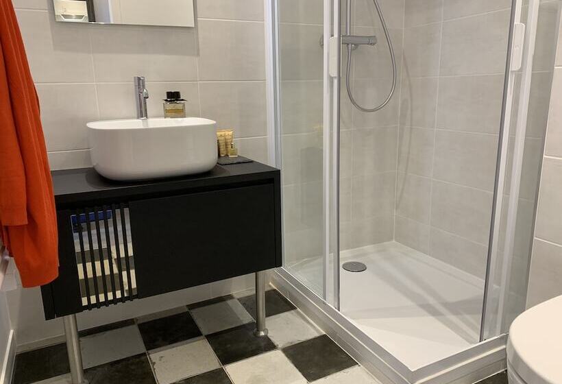 Номер Стандарт, Logis Hotel La Croix Blanche Fontevraud