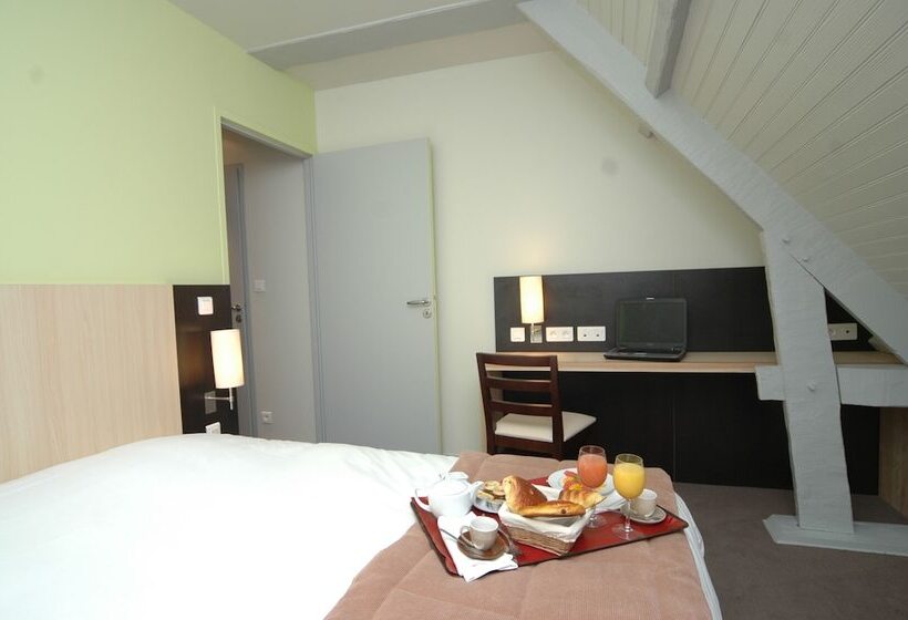 חדר סטנדרט, Logis Hotel La Croix Blanche Fontevraud