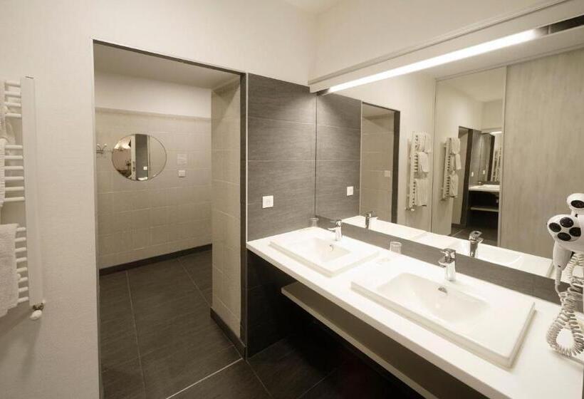 غرفة قياسية, Hôtel Le Lons