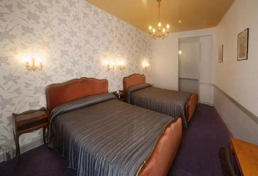 Cameră Cvadruplă Standard, Hôtel Le Lons