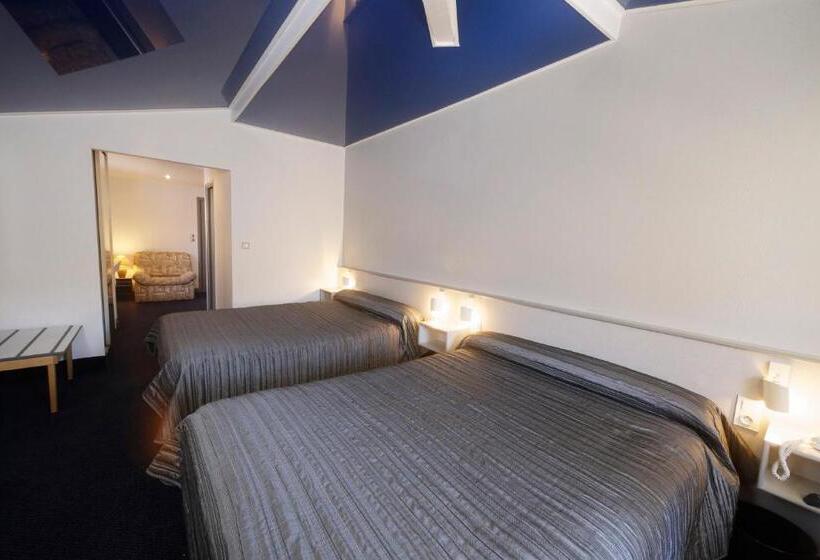 غرفة قياسية رباعية, Hôtel Le Lons