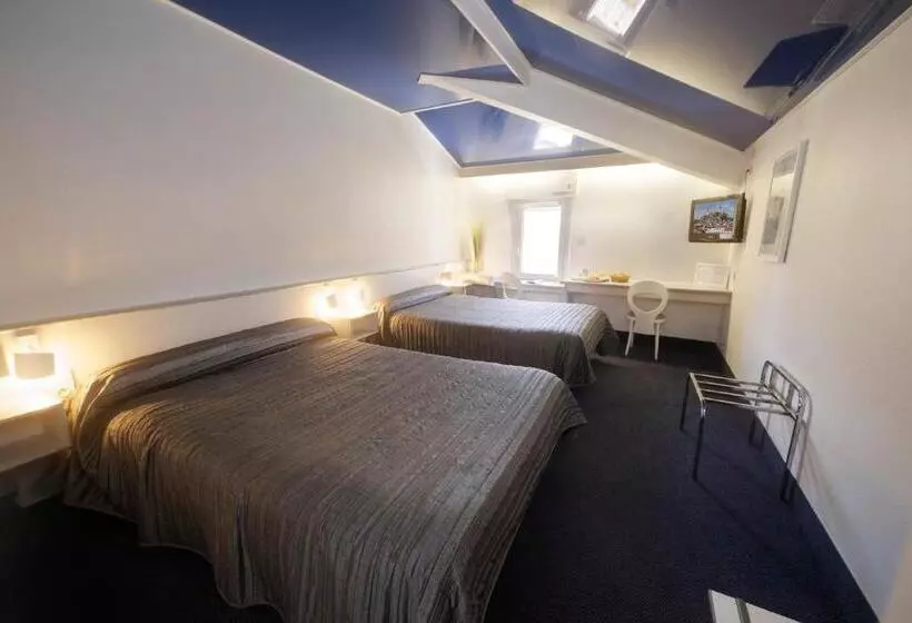 Cameră Cvadruplă Standard, Hôtel Le Lons
