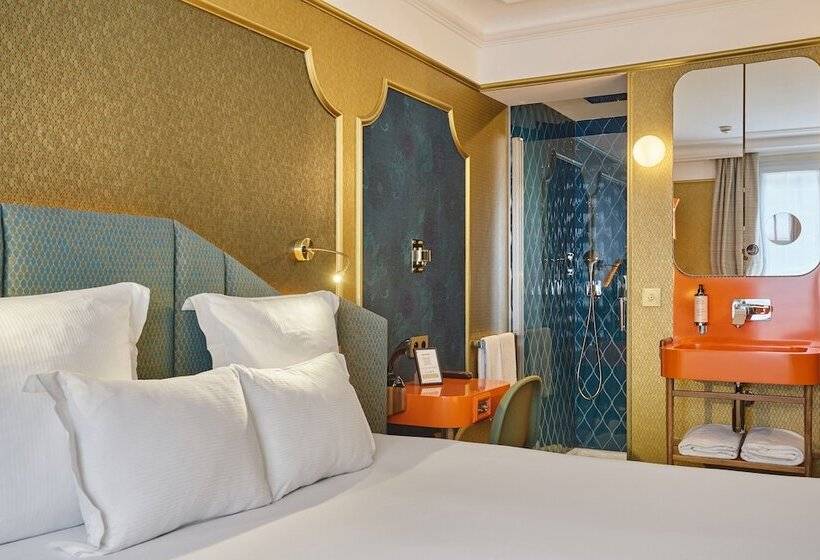 اتاق سوپریور, Idol