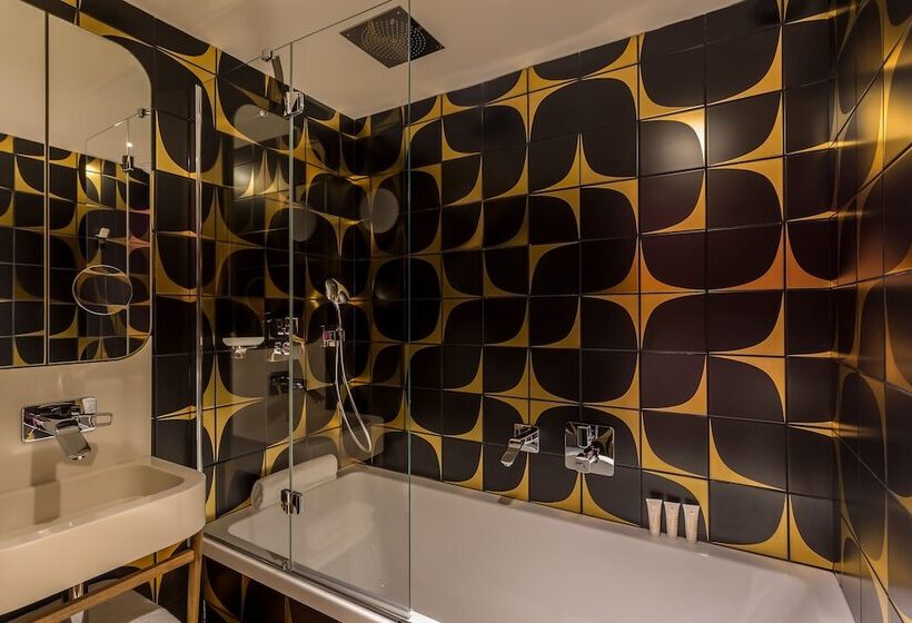 اتاق لوکس, Idol