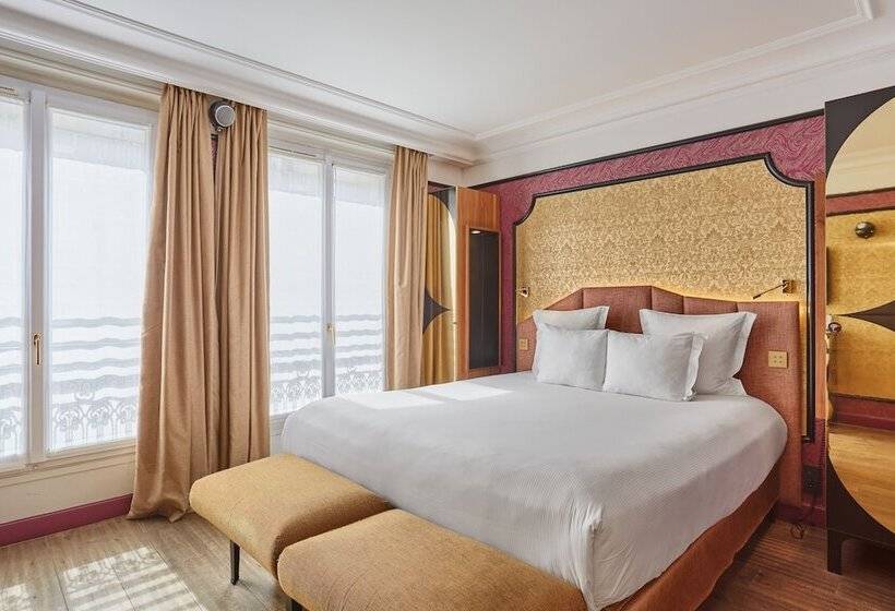 اتاق لوکس, Idol