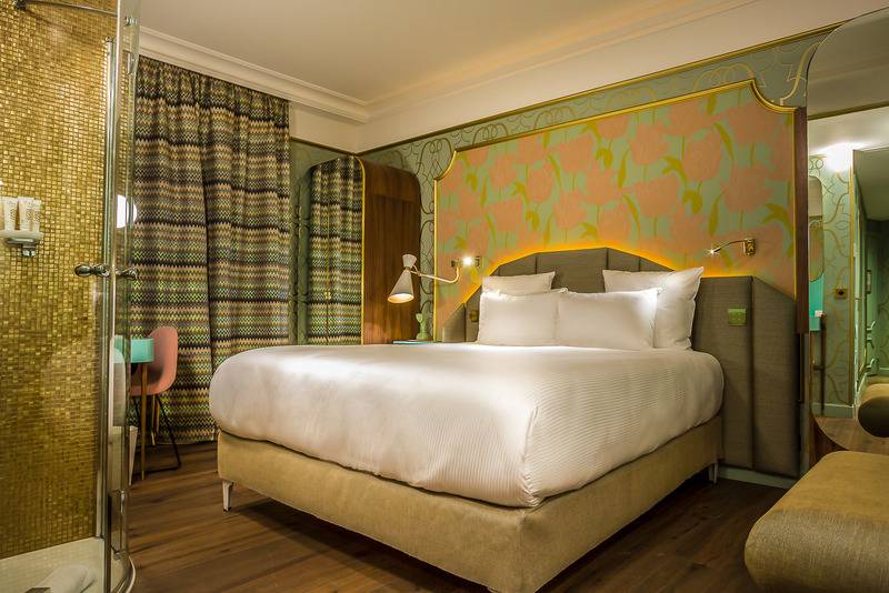 اتاق سوپریور, Idol