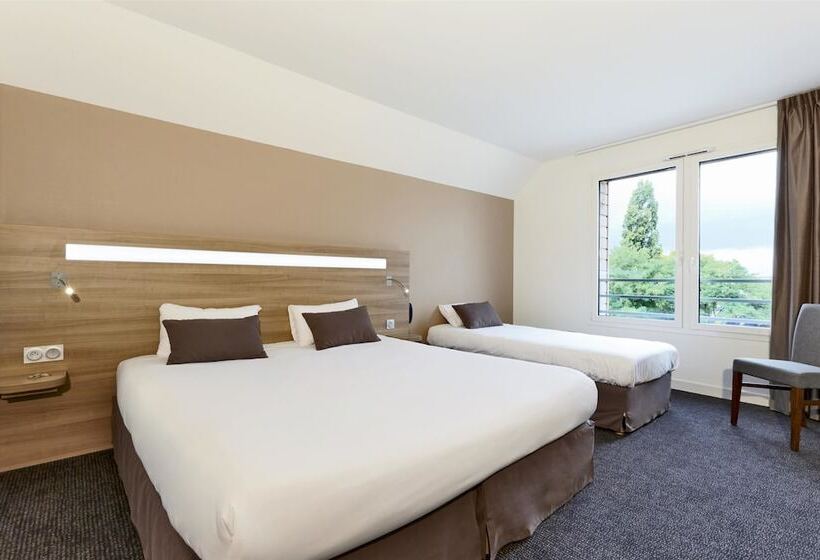 스탠다드 룸, Kyriad Hotel Laval