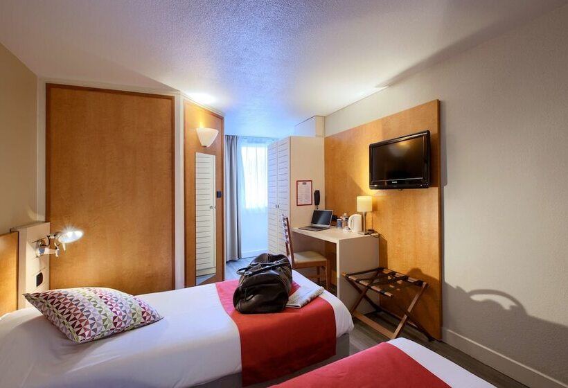 스탠다드 룸, Kyriad Libourne Saint Emilion