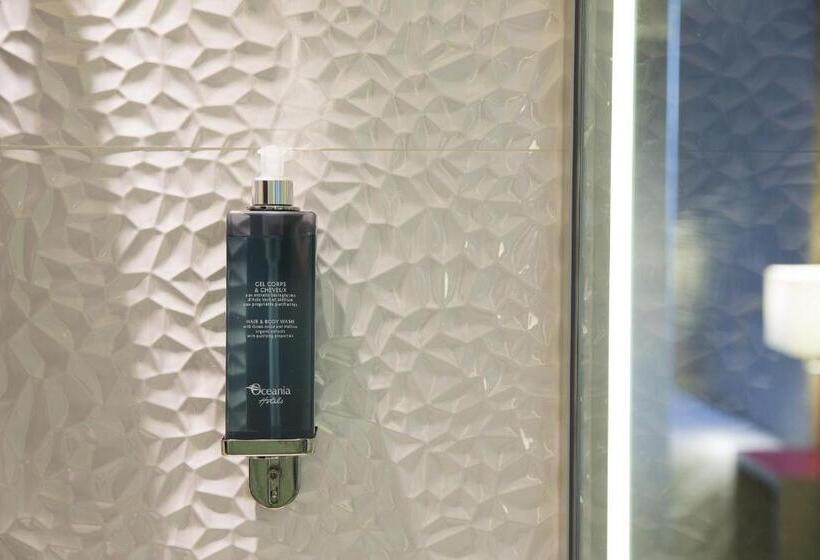 اتاق راحتی, Oceania L Hôtel De France Nantes