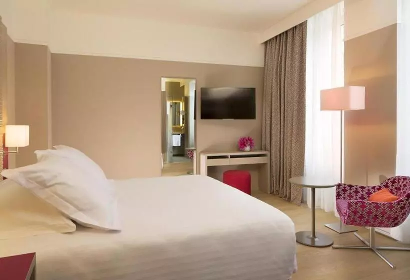 اتاق راحتی, Oceania L Hôtel De France Nantes