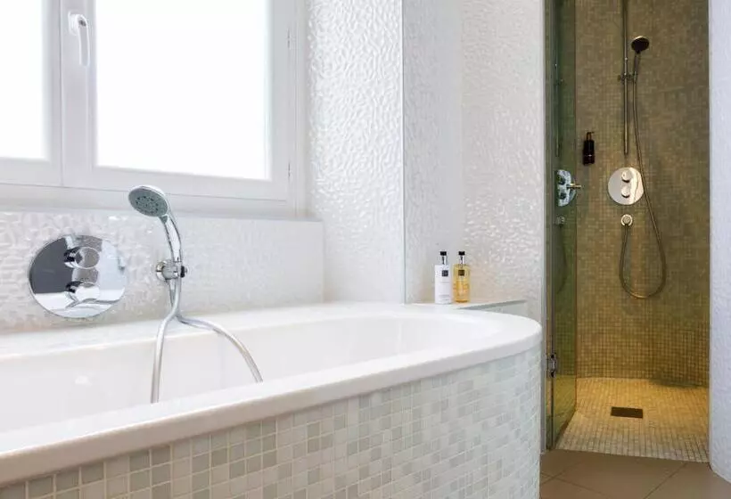 اتاق پرستیژ, Oceania L Hôtel De France Nantes