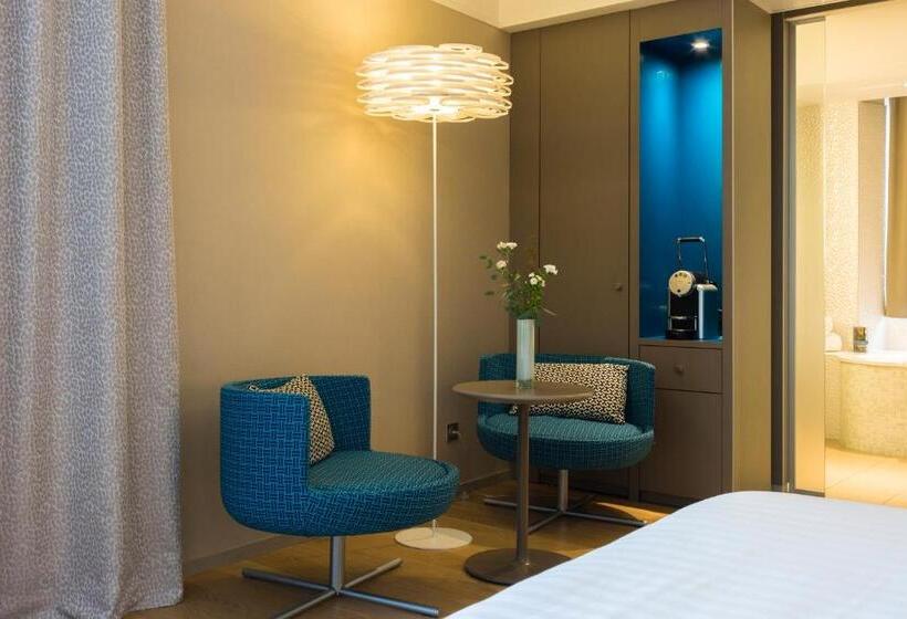 اتاق پرستیژ, Oceania L Hôtel De France Nantes