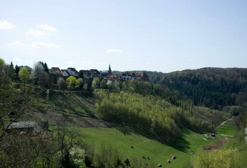 غرفة قياسية, Restaurant Aux Trois Roses