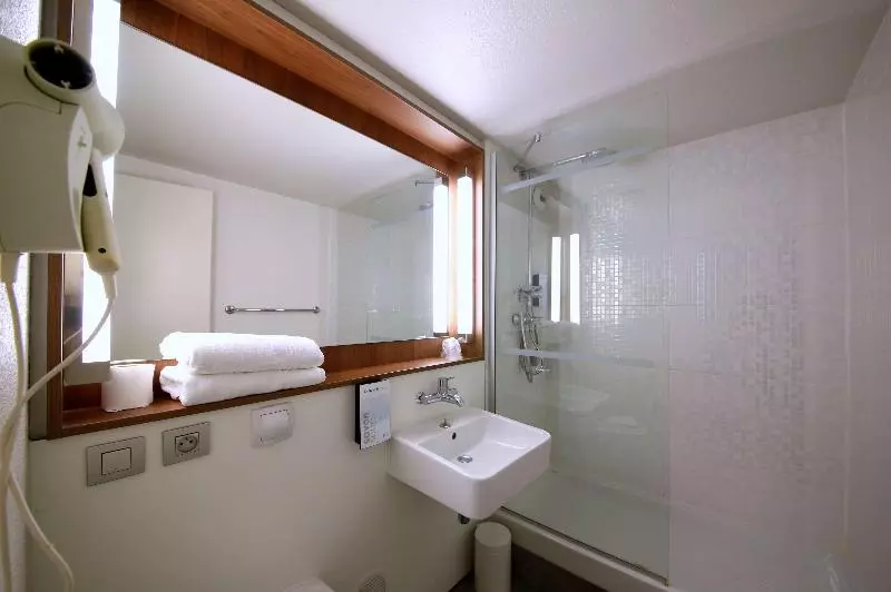 スタンダードルーム, Campanile Aix En Provence Ouest  Jas De Bouffan