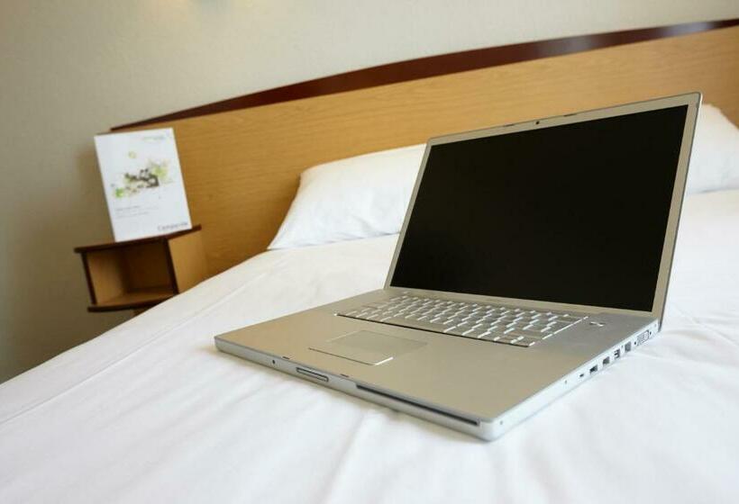 スタンダードシングルルーム, Campanile Paris 15 Tour Eiffel