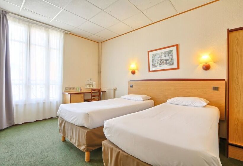 Номер Стандарт, Campanile Paris Ouest  Boulogne
