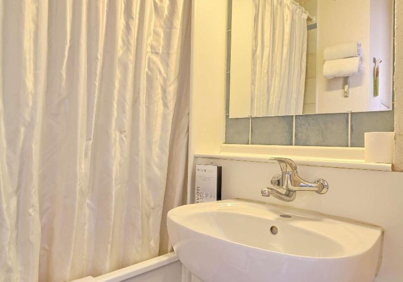 Номер Стандарт, Campanile Paris Ouest  Boulogne