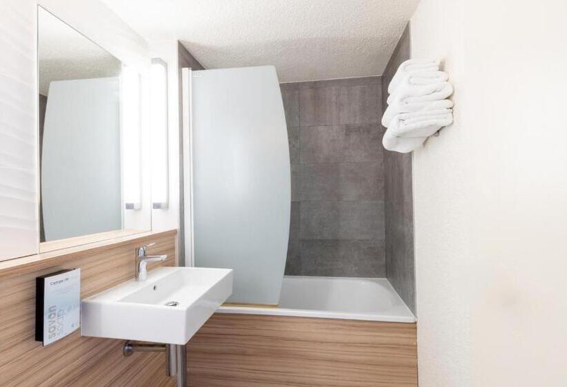 Апартаменты 1 Спальня, Campanile Reims Sud  Bezannes