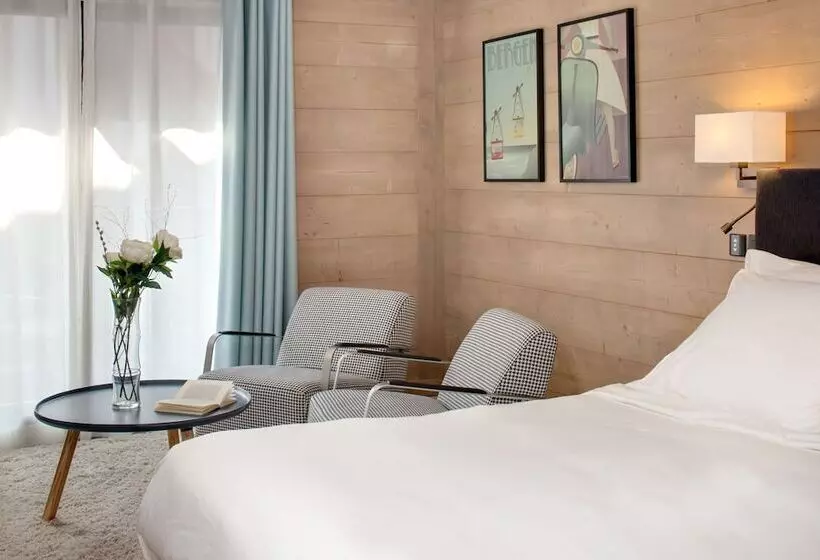 سوییت جونیور با بالکن, Chalethôtel La Marmotte, La Tapiaz & Spa, The Originals Relais