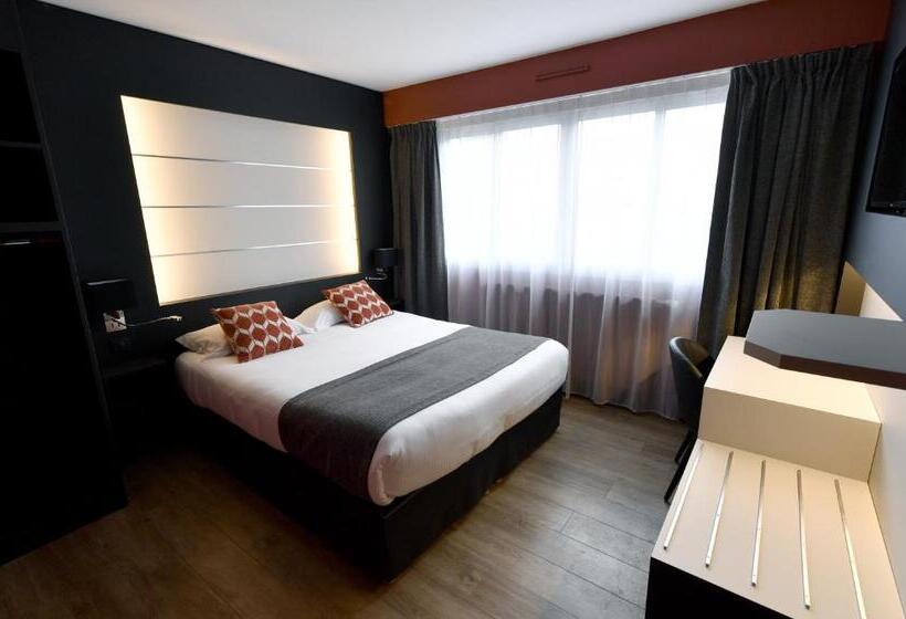 חדר קומפורט, Des Quatrans