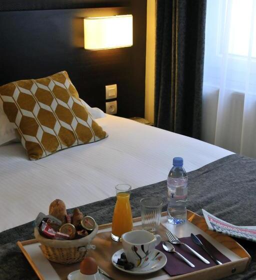 חדר סטנדרט יחיד, Des Quatrans